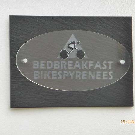 Bedbreakfastbikespyrenees Panzió Loubières Kültér fotó
